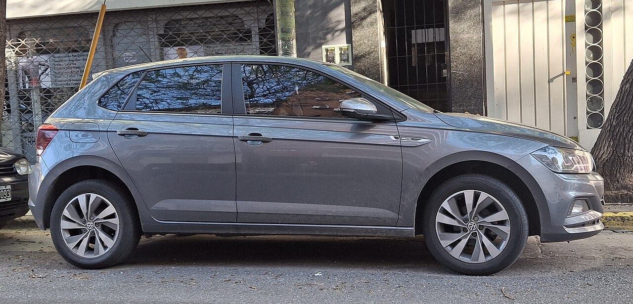 Volkswagen Polo Highline 200 TSI 2020/2021 — foto 3